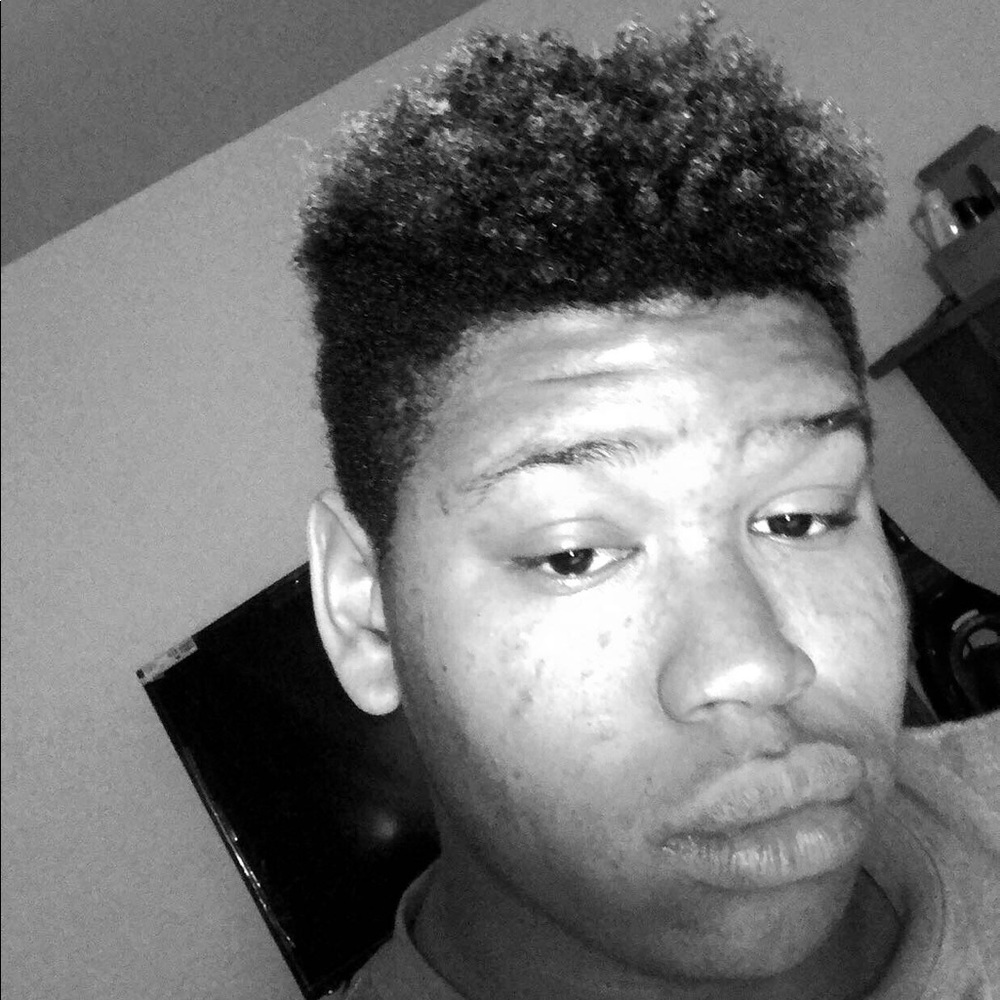 Meet your Posher, Rayvon